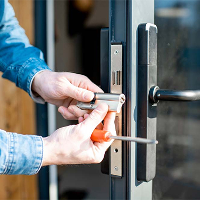 Lock Alarm Gisborne commercial 390