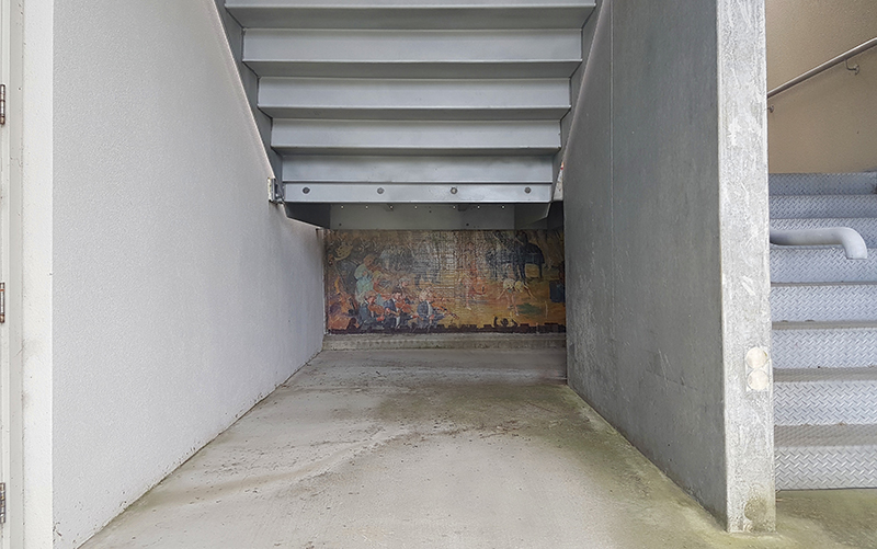 War memorial EXIT Zone 5 Under Stairs 800x501