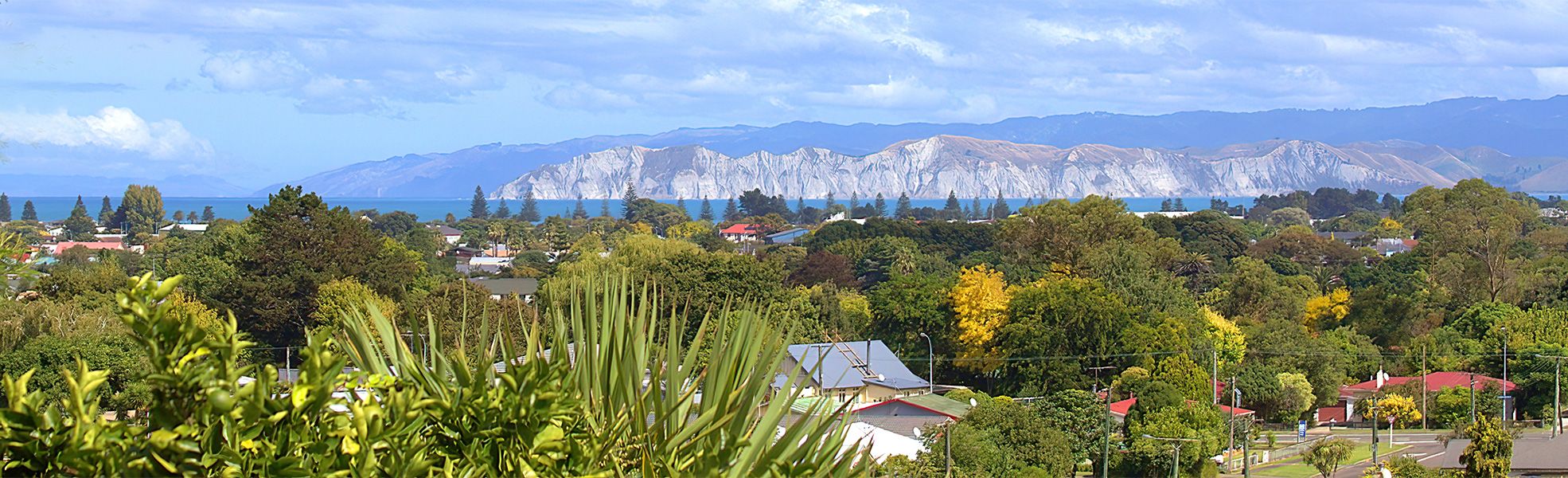 Gisborne City View to YNH2