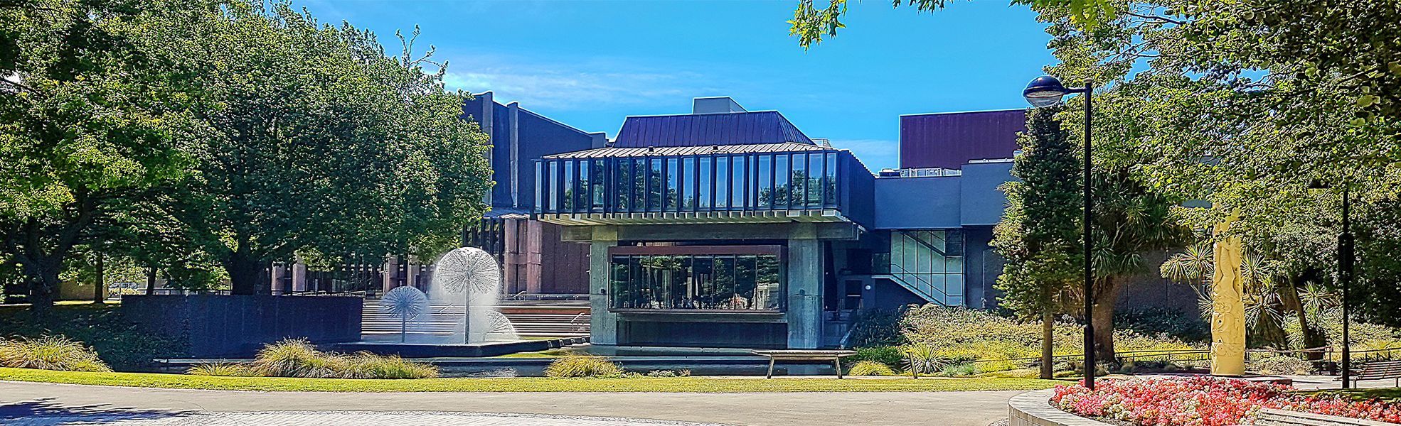 Christchurch city Town Hall Fountain2