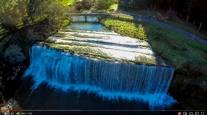 Rere Waterfall Baz Davies 800x445